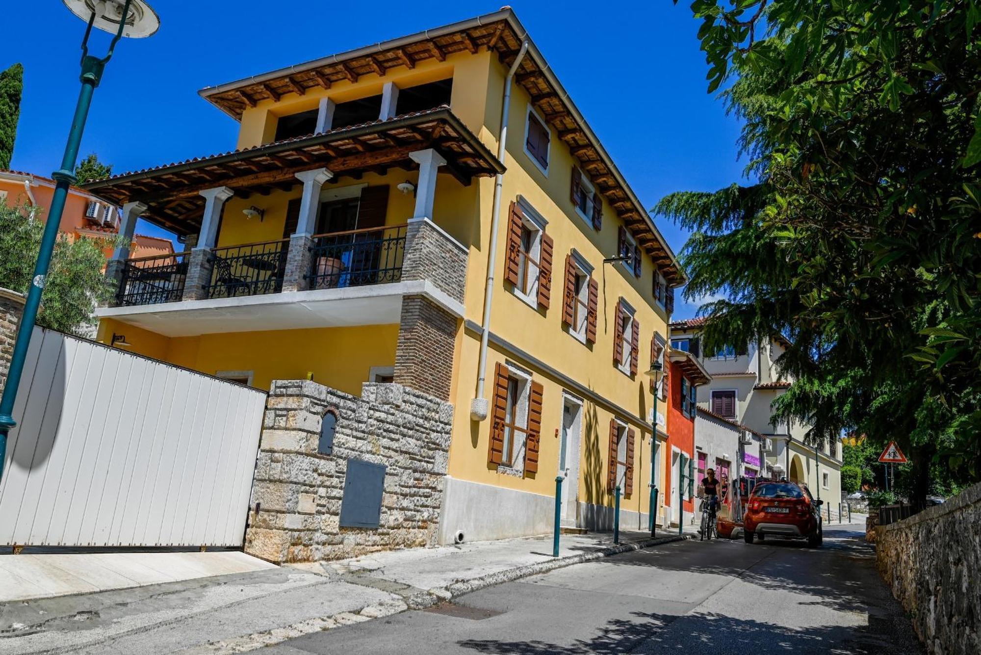 Casa Degli Artisti Hotell Rovinj Exteriör bild